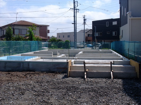 安達邸　基礎④